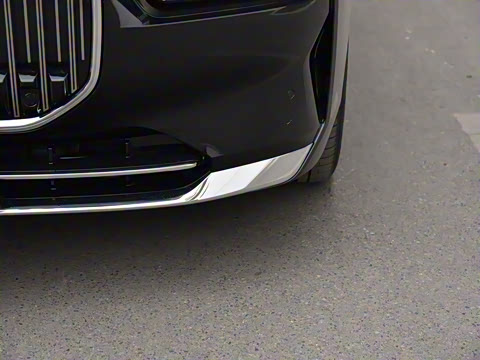 2026�� 735Li ������װ