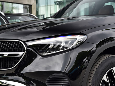 2026�� �Ŀ� GLC 260 L 4MATIC �����