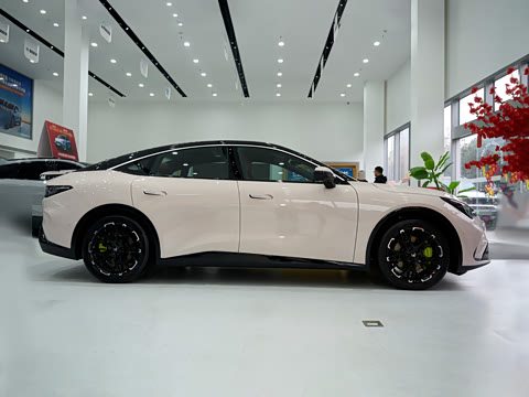 2026�� 650 Ԫ�������� 390kW