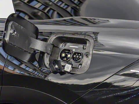 2026�� 1.5T 210KM������