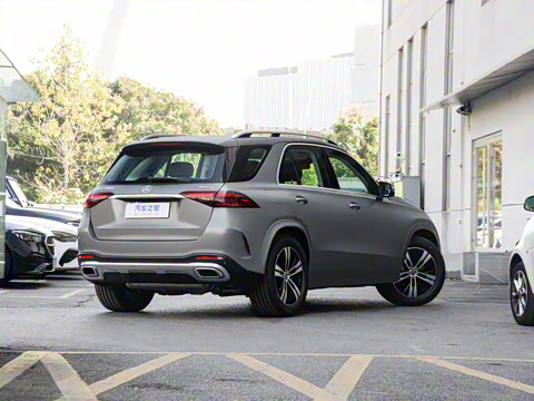 2025�� GLE 400 e 4MATIC