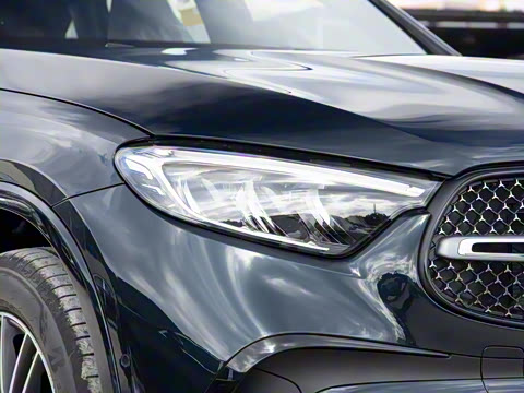 2026�� GLC 300 L 4MATIC ������ 5��