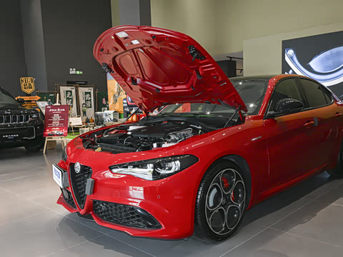 2026�� 2.0T 280HP VELOCE ������