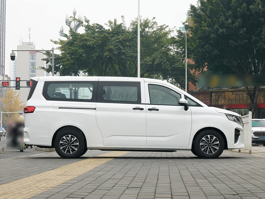 BAW Ace M7, Минивэн LWB: фото поколения