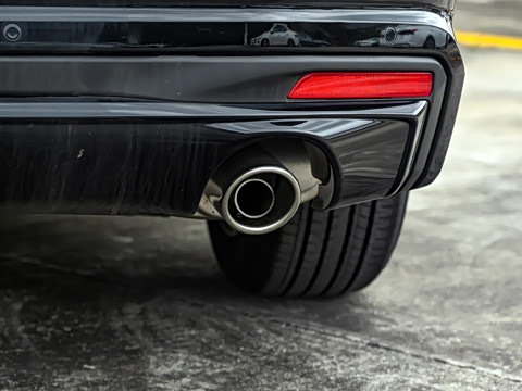 2025�� 2.0L SV �ڽ��