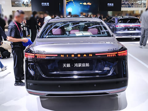 2026�� �������� 2.0T S380��ʦ��