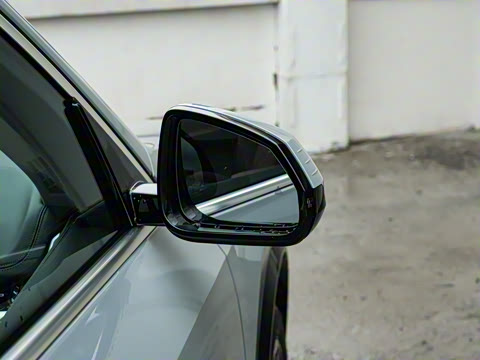 2025�� sDrive25Li X�����װ