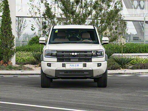 2025�� 210KM ����Ultra��