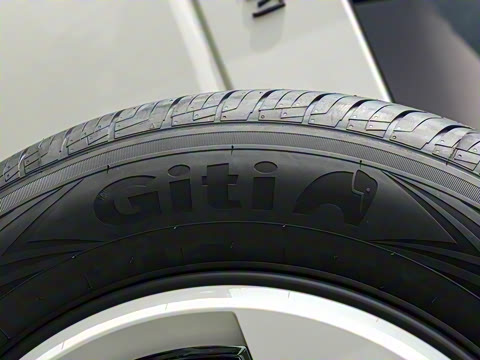 2025�� 210KM ����Ultra��