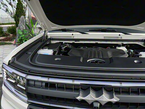 2025�� 210KM ����Ultra��