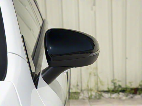 2025�� CLA 260 4MATIC ���ܳ�