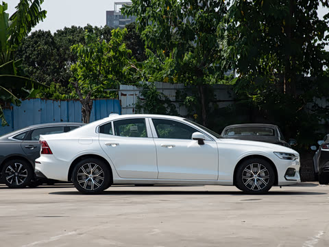 2026�� B4 ���ݺ�����