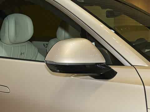 2025�� Ultra ������