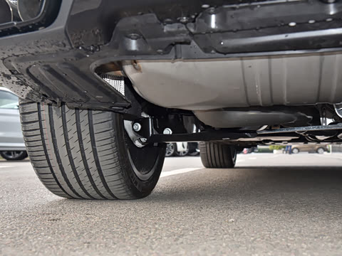 2026�� �Ŀ� xDrive 40Li ������M�˶���ҹ��װ