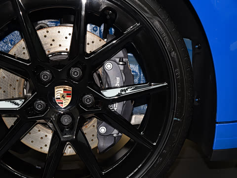 2026�� Carrera 3.0T