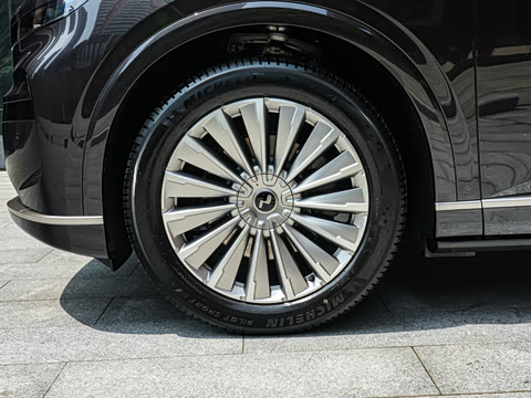 2026�� Ultra+ ������