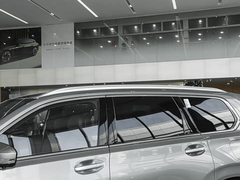 2025�� 180 ��������Ultra���� 7��