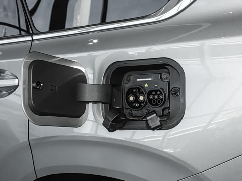 2025�� 180 ��������Ultra���� 7��