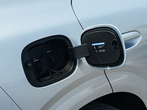 2026�� EV  605�캽��