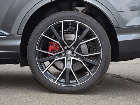 2025�� 55 TFSI quattro S line����ʿ��