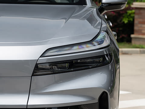 2026�� Ultra+ ������