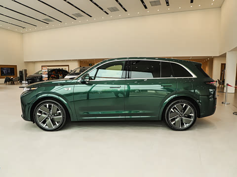 2025�� Max ���ܻ��°�