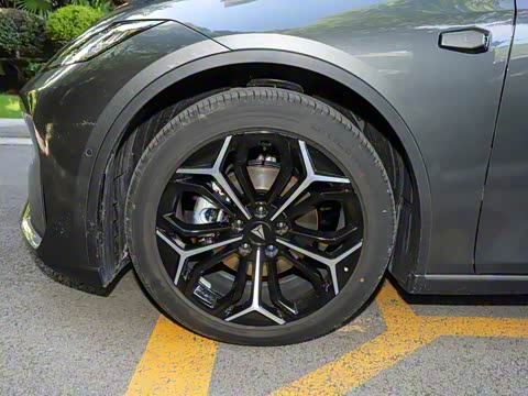 2026�� 240Ultra��ΪǬ��ADS SE��