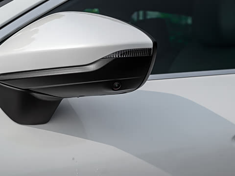2026�� 2.0T quattro ������