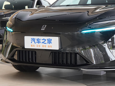 2026�� Max ˫��������