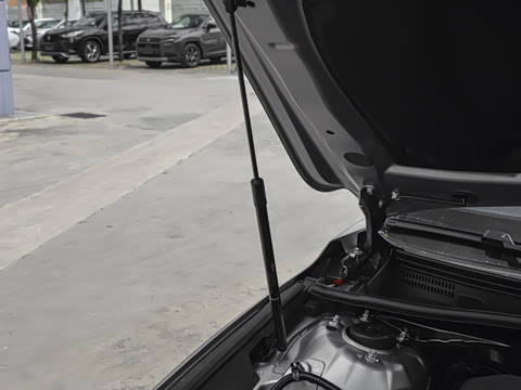 2026�� 2.0L ������