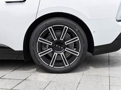 2026�� �ȷ�quattro��