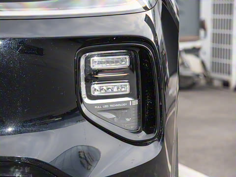 2025�� 215����������