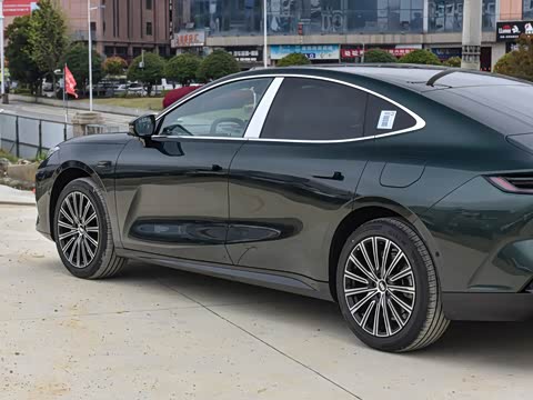 2026�� 225km EM-i Զ�����ǺӰ�