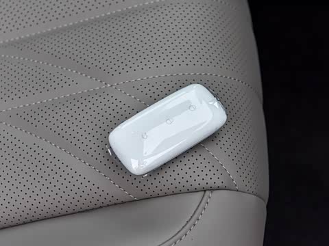 2026�� 225km EM-i Զ�����ǺӰ�