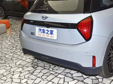 2025�� PAUL SMITH ���ʦ��