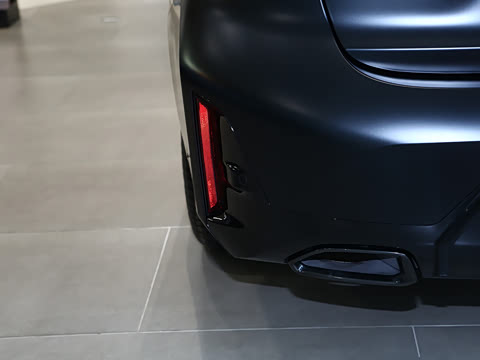 2026�� 330Li �����