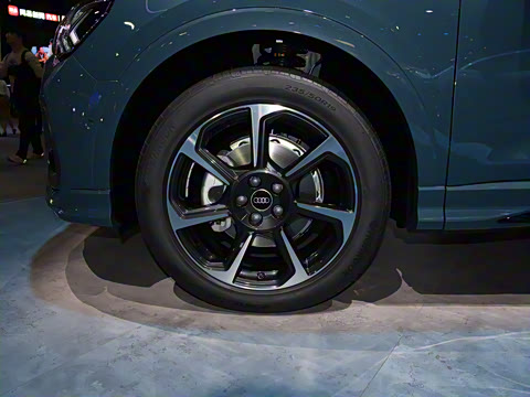 2025�� quattro 45�����ذ� 45TFSI quattro ʱ�ж�����