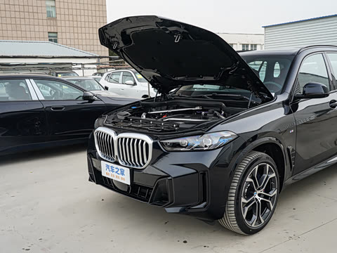 2026�� �Ŀ� xDrive 40Li M�˶���ҹ��װ