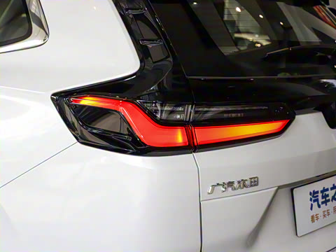 2025�� 240TURBO ���������� 7��