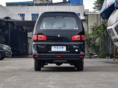 2025�� M5 1.6L ��׼��7��CNG