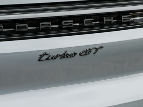 2025�� Cayenne Coup�� Turbo GT 4.0T