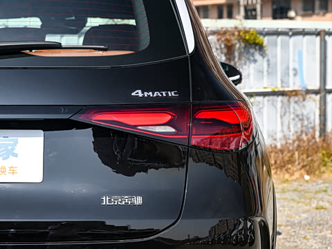 2026�� GLC 300 L 4MATIC ������ 7��