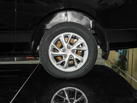 2027�� 2.0L ������ 7��