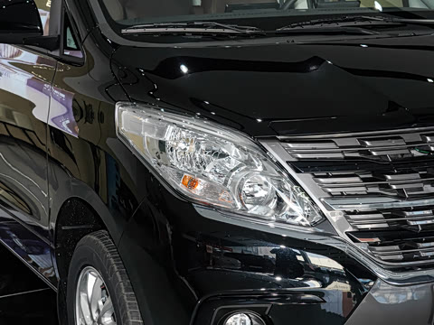 2027�� 2.0L ������ 7��