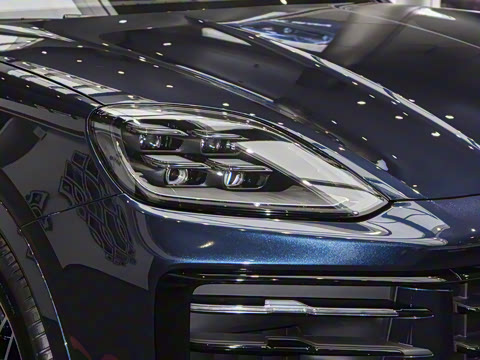 2026�� Cayenne Coup�� 3.0T