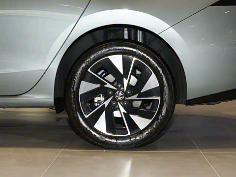 2026�� L 300TSI DSG ��Ӣ��