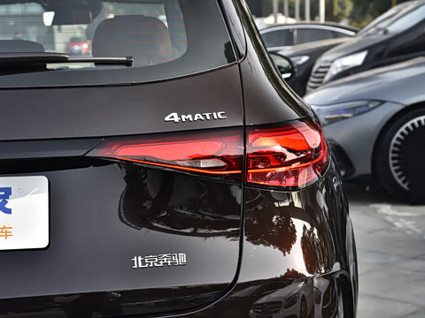 2026�� GLC 300 L 4MATIC ������ 5��