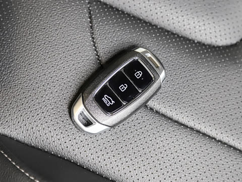 2026�� 1.5L CVT LUX����