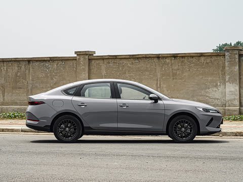 2025�� EV �Ǽݰ� 510KM��ȡ��