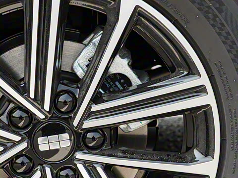 2025�� EM-i 70km ������